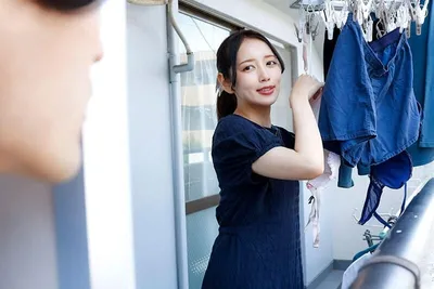 Mối tình ngắn ngủi với người phụ nữ hàng xóm đã có chồng cạnh bên